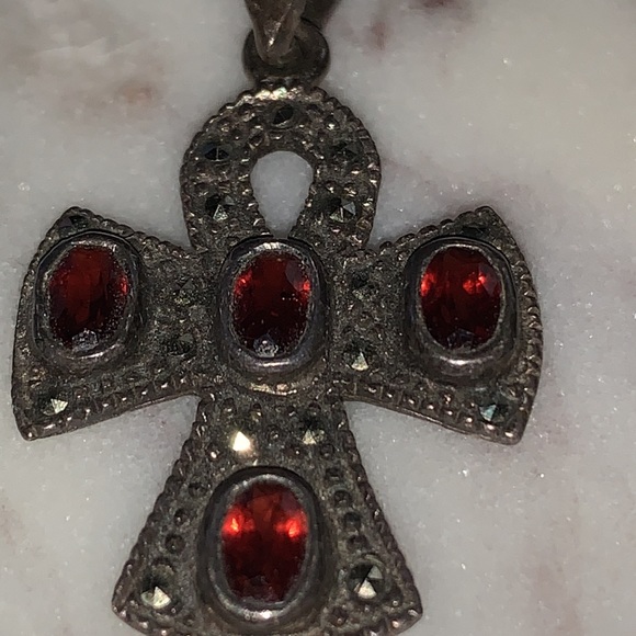 Vintage Sterling Silver  Filigree Cross Pendant with Garnet Stone - Picture 12 of 16
